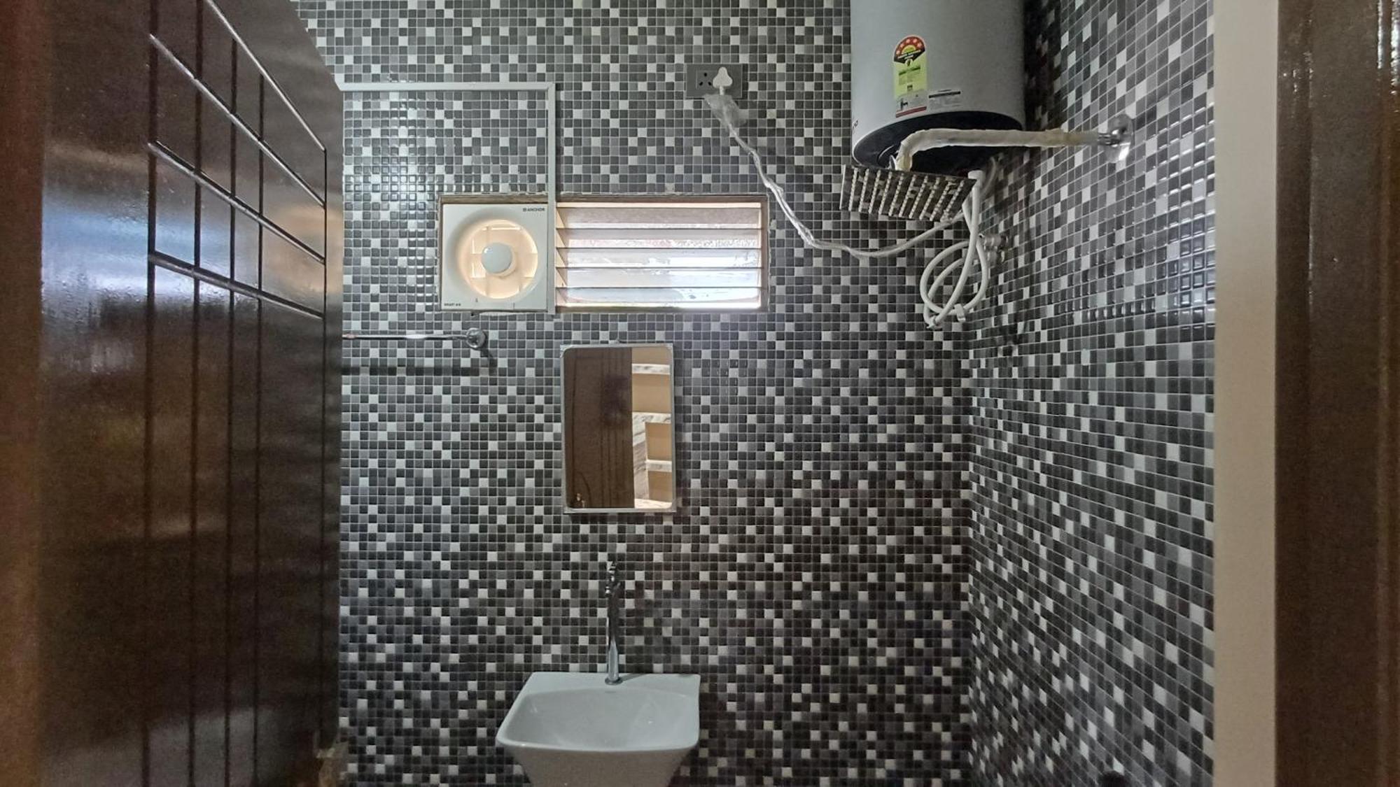 Shi'S Thulasi 2Bhk In Coimbatore Near To Karpagam College, Palakkad Highway, Rathinam College And More ภายนอก รูปภาพ